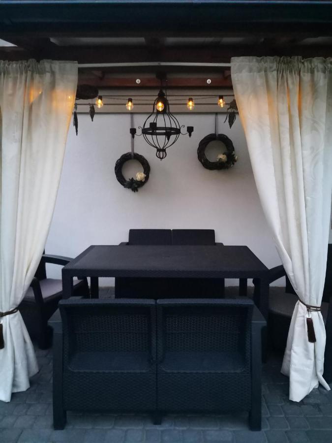 Podlaski Bon Turystyczny Emka Noclegi Apartamenty Augustów Rom bilde